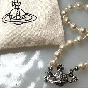 Vivienne Westwood Silver and Cream Necklace